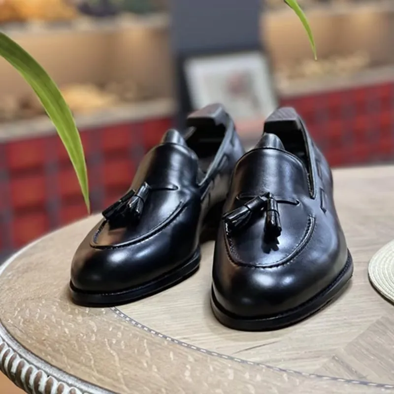 Elegant Tassel Brogue Style Leather Oxford Shoes